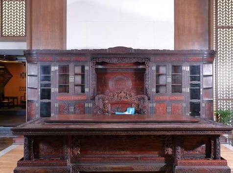 卓木王红木获评浙江省商标品牌示范企业